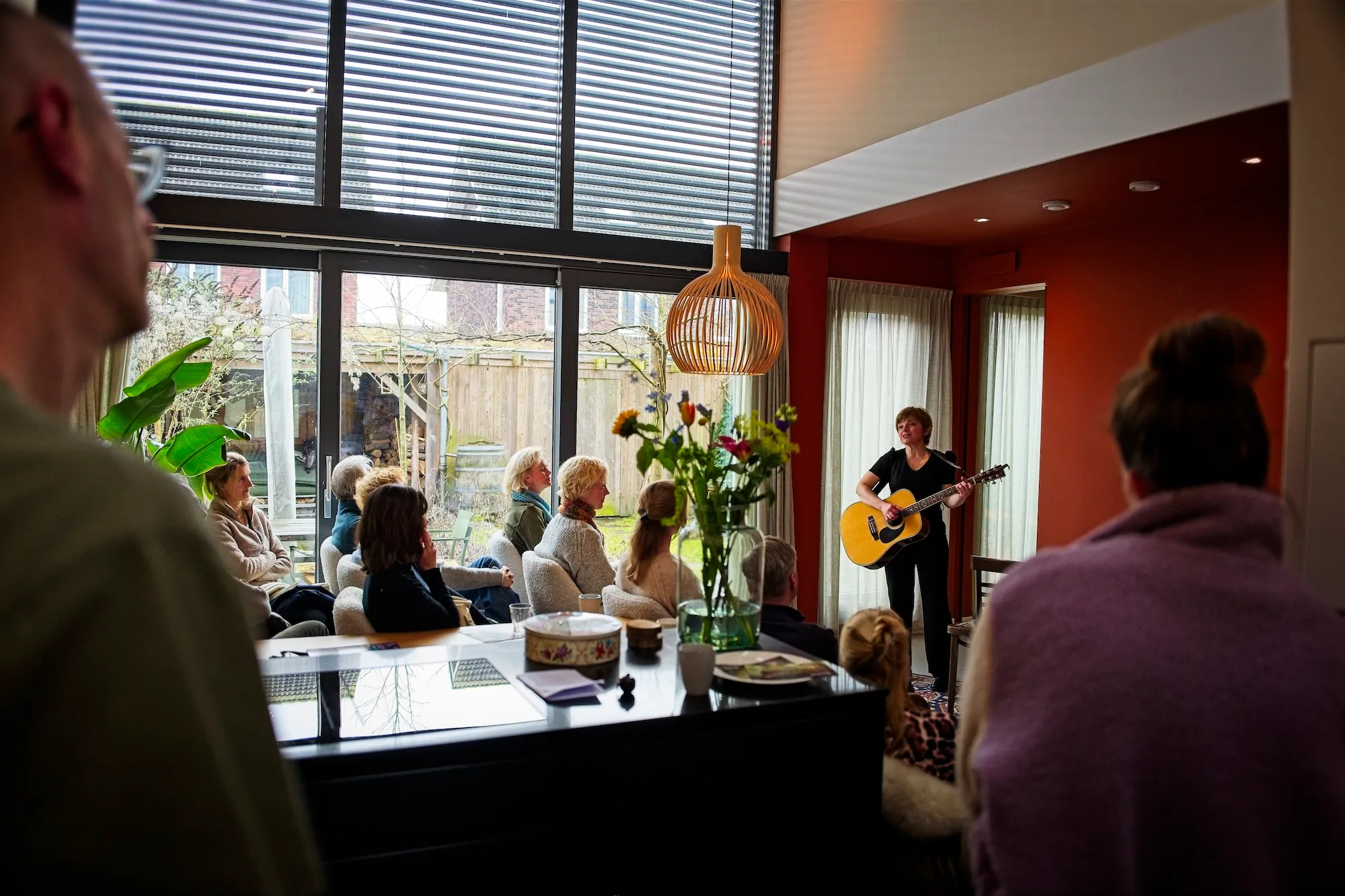 Ksenia-speelt-Tapas-Gluren-bij-de-Buren-Hilversum-2026-LR-5.jpg